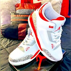 Air Jordan Retro 3’s. NEW!!